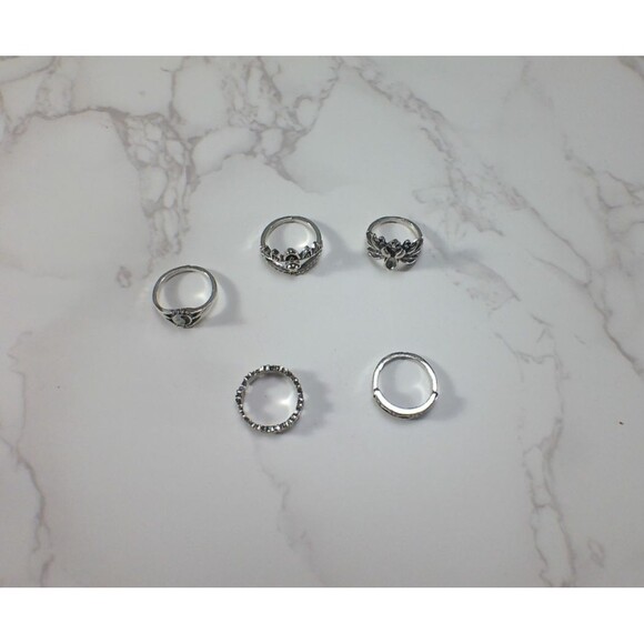 Lot Of 5 Rings Gypsy Boho Western Lotus Yin Yang Waves Daisy Eye Silver Plated - Picture 3 of 9